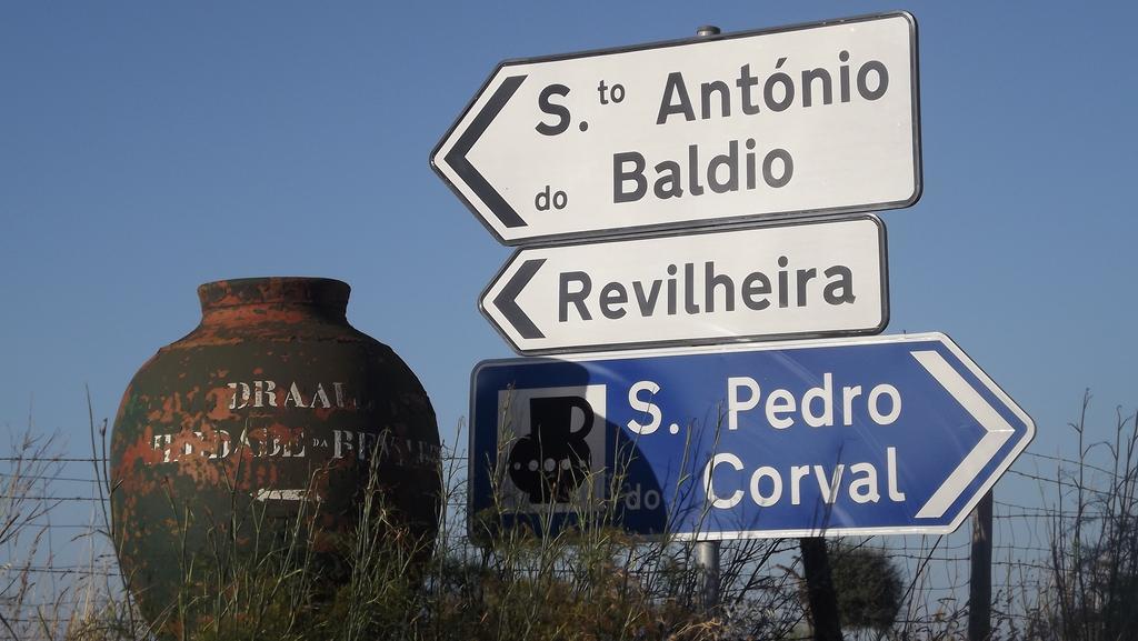 Casa Da Comadre - Casas De Taipa Villa São Pedro do Corval Rom bilde